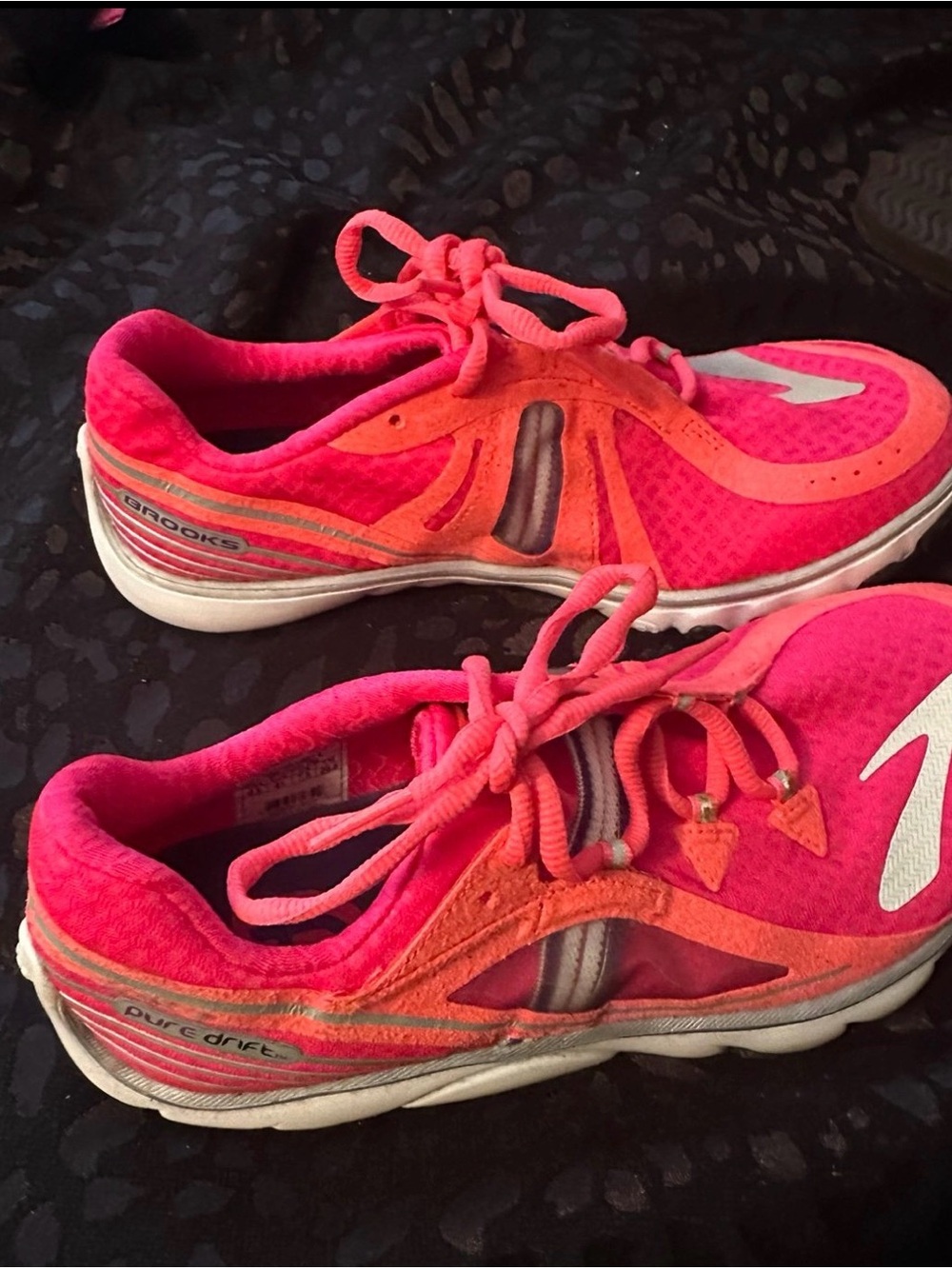 Brooks Women’s Pink/Coral Athletic Running Shoes